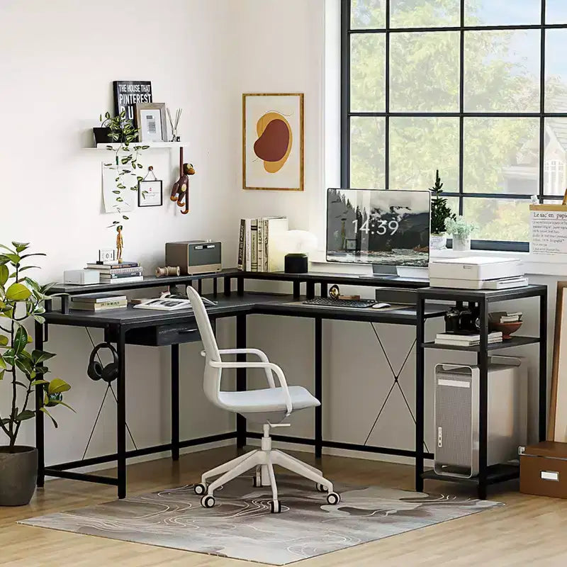 Scrivania da gioco a forma di L da 68", scrivania per computer con prese di corrente e luci a LED, scrivania per ufficio domestico con cassetto portadocumenti, scrivania angolare con ripiano per monitor e gancio