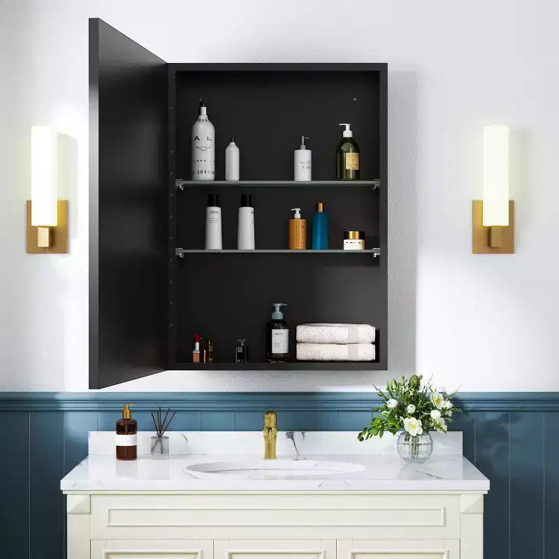 Armadietto a specchio per il bagno da incasso o da superficie, con ripiani regolabili in vetro temperato e anta reversibile