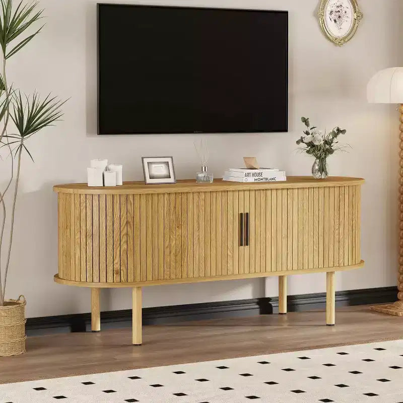 Mobile TV moderno con ante scorrevoli, credenza multimediale in legno con ripiani regolabili per soggiorno