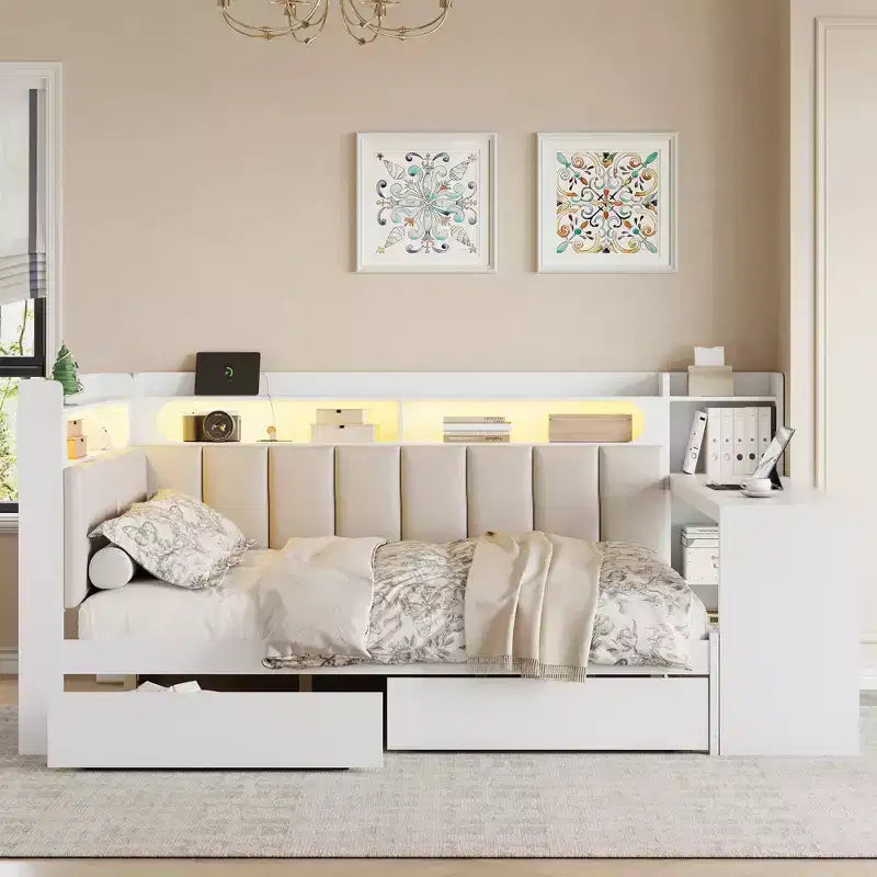 Divano Letto Matrimoniale con Ripiani, Stazione di Ricarica, Luce LED, Scrivania e Testiera e Schienale Imbottiti