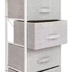 Cassettiera verticale con struttura in ghisa e piano in legno, a 4 cassetti in tessuto con maniglie.