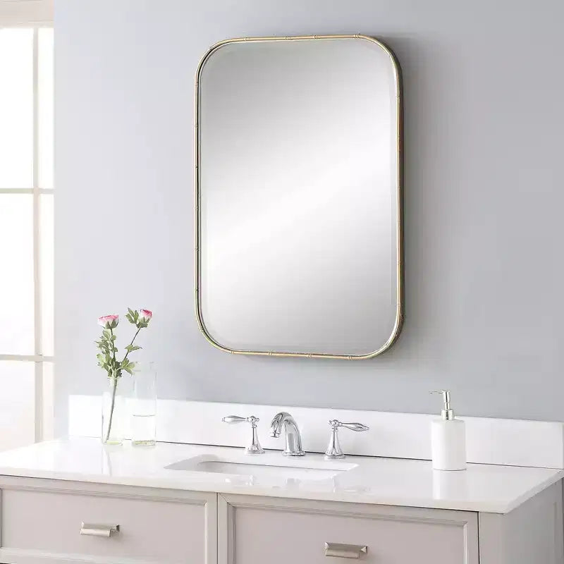 Specchio da parete rettangolare da bagno/camera da letto/casa, moderno con bordo smussato, cornice in ferro dorato anticato, larghezza 51,4 cm
